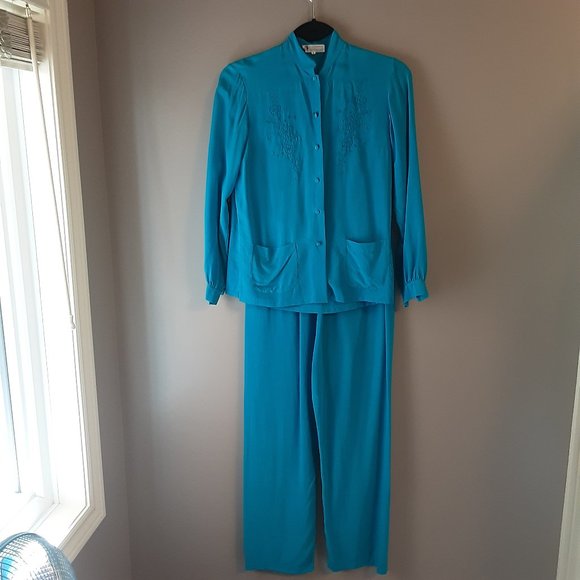 Hand Crafted Blue Pantsuit - Picture 2 of 16